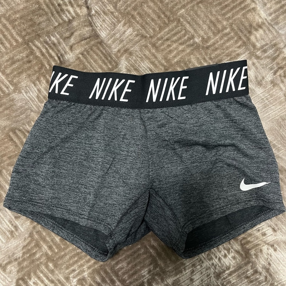 size xs Nike Dri Fit shorts